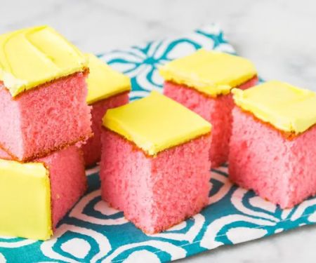 Dewey's Bakery