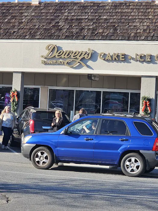 Dewey's Bakery Picture 5