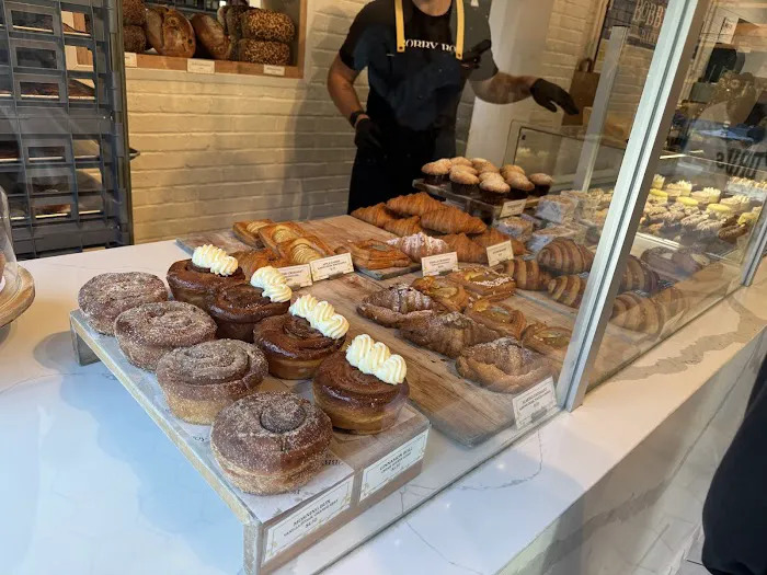 Bobby Boy Bakeshop Picture 8