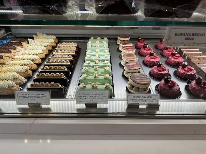 Bobby Boy Bakeshop Picture 10