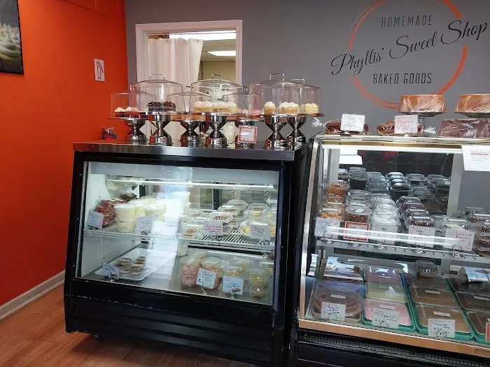 Phyllis' Sweet Shop Picture 9