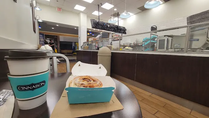 Cinnabon Picture 4