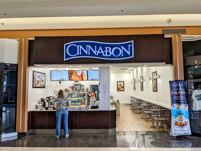 Cinnabon Picture 3
