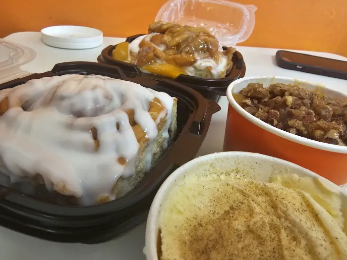 Peach Cobbler Factory Picture 10