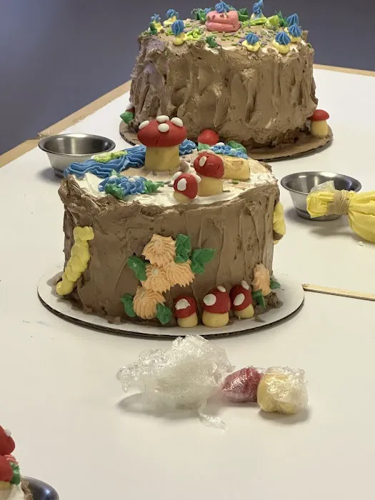 The Canvas Cake Studio Picture 5