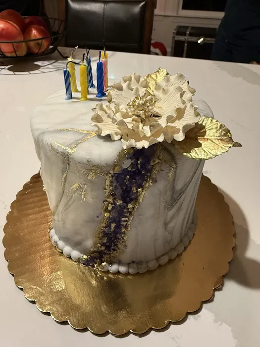 The Canvas Cake Studio Picture 6