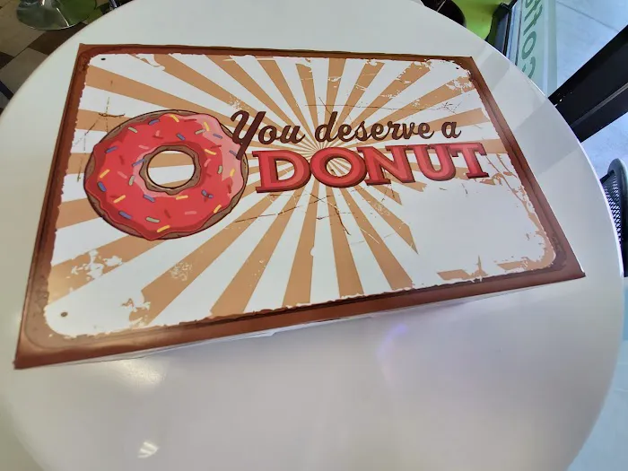 Intown Donutz & Boba Tea Picture 3