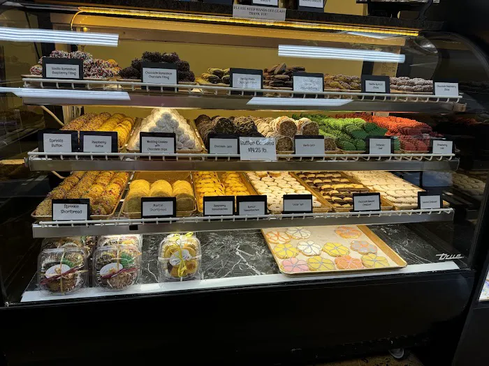 CynTucci's Bakery Picture 1