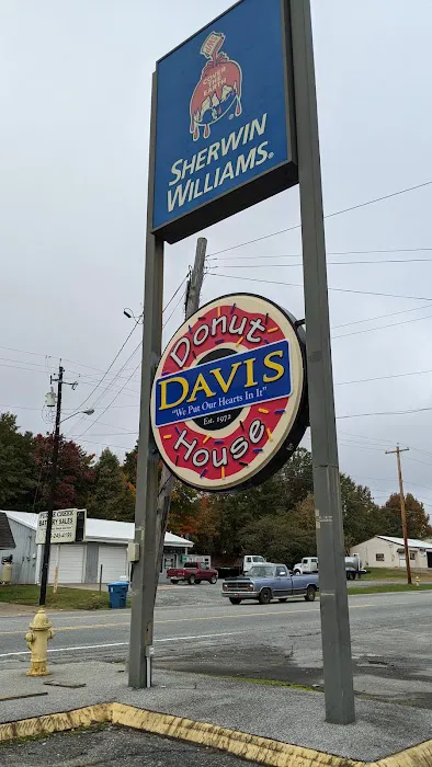 Davis Donut House Picture 8