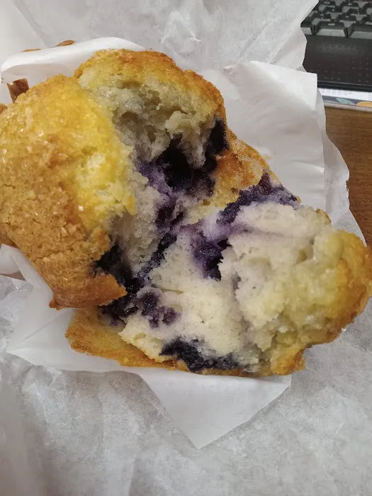 Davis Donut House Picture 7