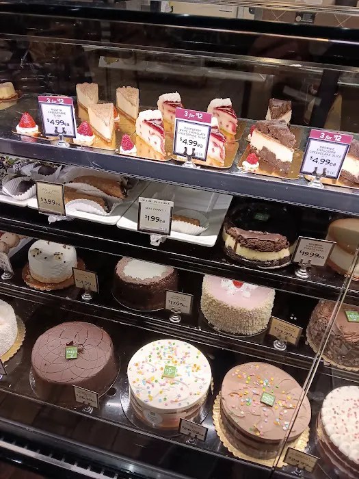 Fresh Market Bakery Picture 1