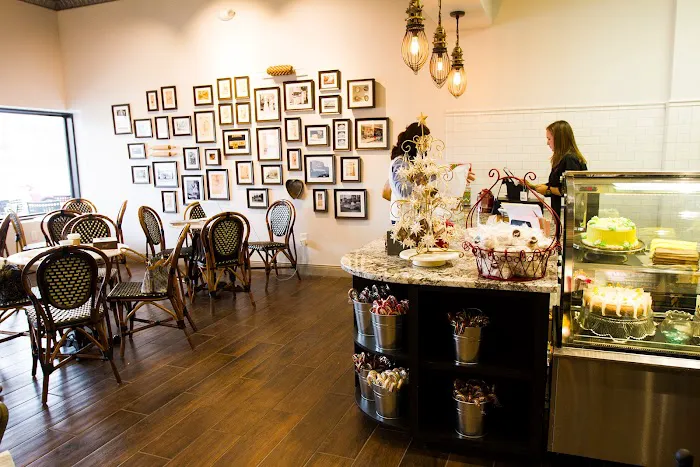 Dewey's Bakery Picture 1