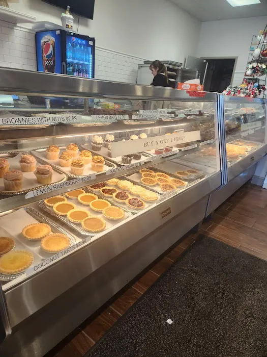 Dewey's Bakery Picture 6