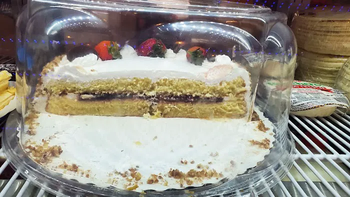 El Paisa Bakery Picture 1