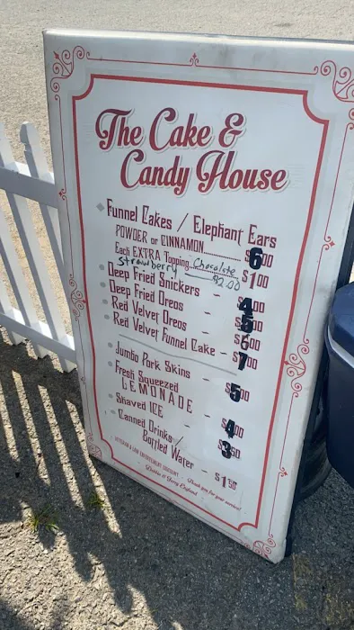 The Cake And Candy House Picture 1