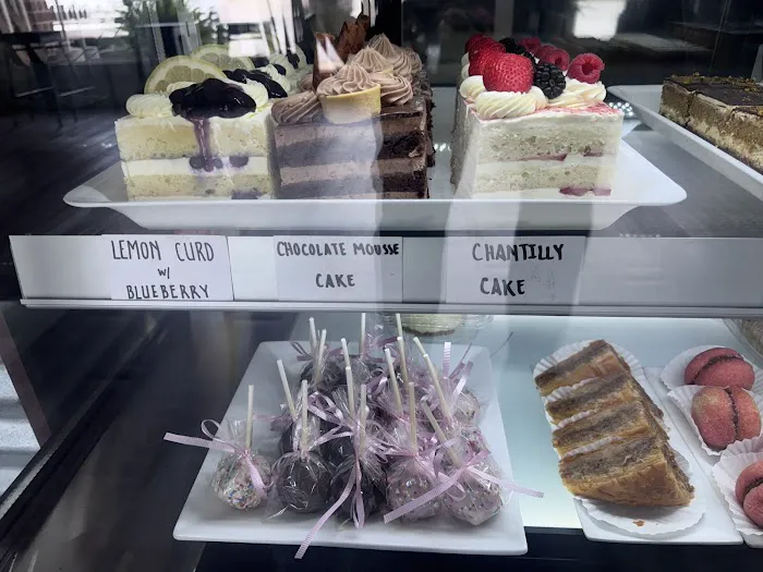 Flavia's Let Them Eat Cake Picture 9