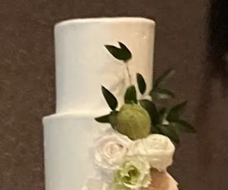 Flavia's Let Them Eat Cake