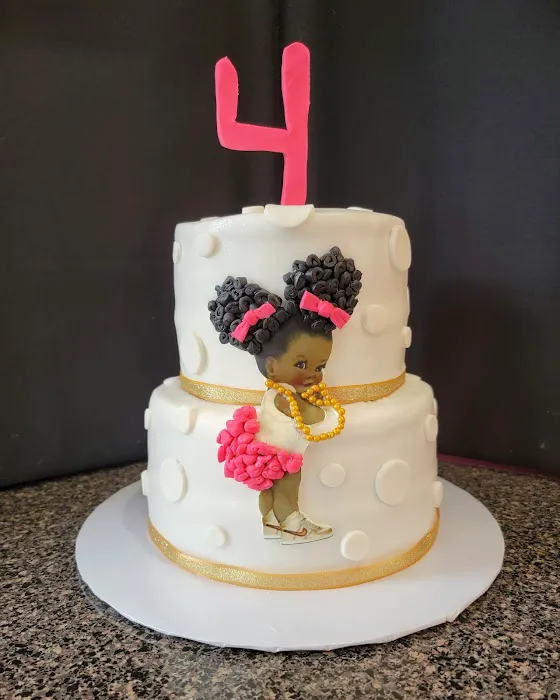 Sparkle City Cake Picture 1