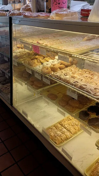 McFarlan Bake Shop Picture 1