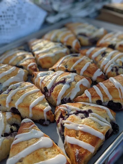 Deena's Bakery Picture 7