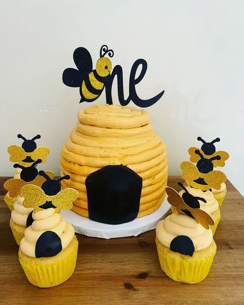 Robin's Just Desserts Picture 10