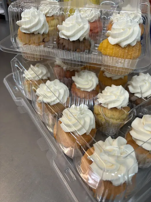 Artist's Way Cakes & More Picture 3