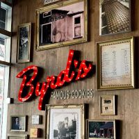Byrd's Famous Cookies - Greenville ico