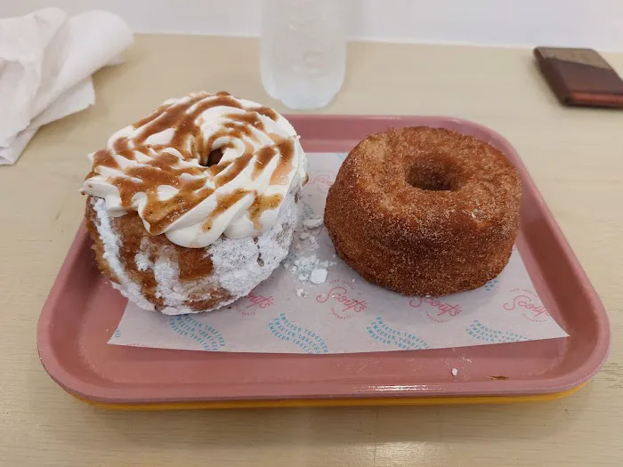 Scout's Doughnuts Greenville Picture 3
