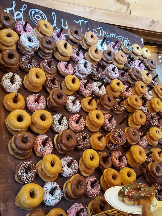 Lickin' Good Donuts Picture 5