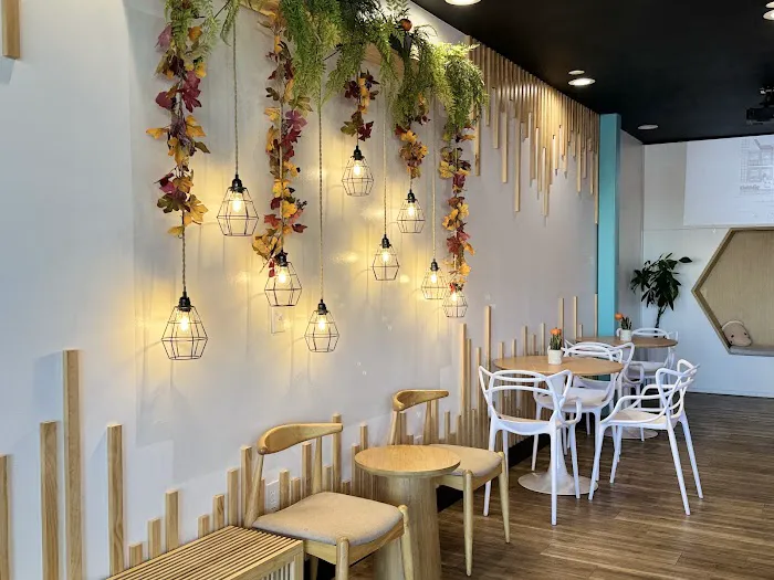 Mochibees Donut Cafe Picture 6