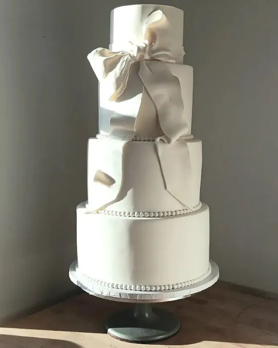 Southern Luxury Cakes,LLC Picture 1