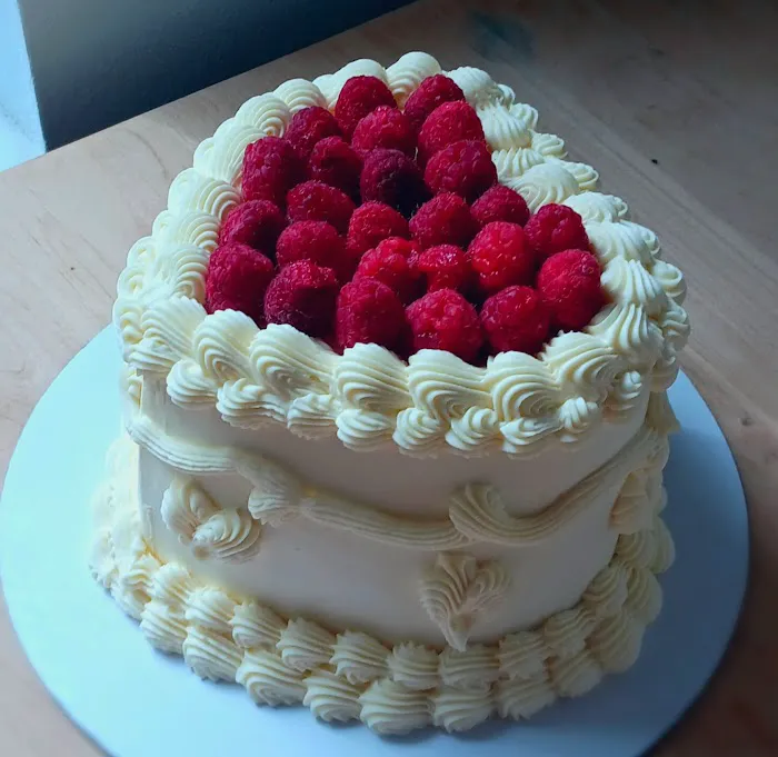 Southern Luxury Cakes,LLC Picture 9