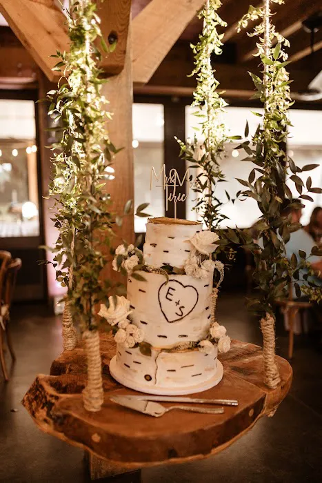Curbside Cakery Picture 2