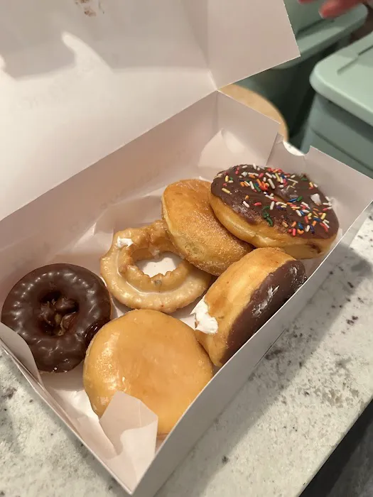Granny's Donuts & Bakery Picture 3