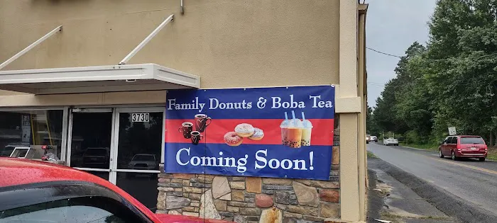 Family Donuts & Boba Tea Picture 7