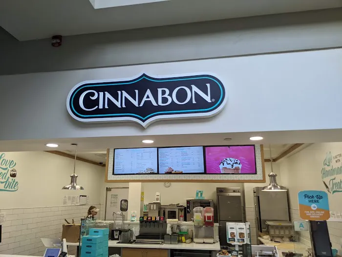 Cinnabon Picture 8