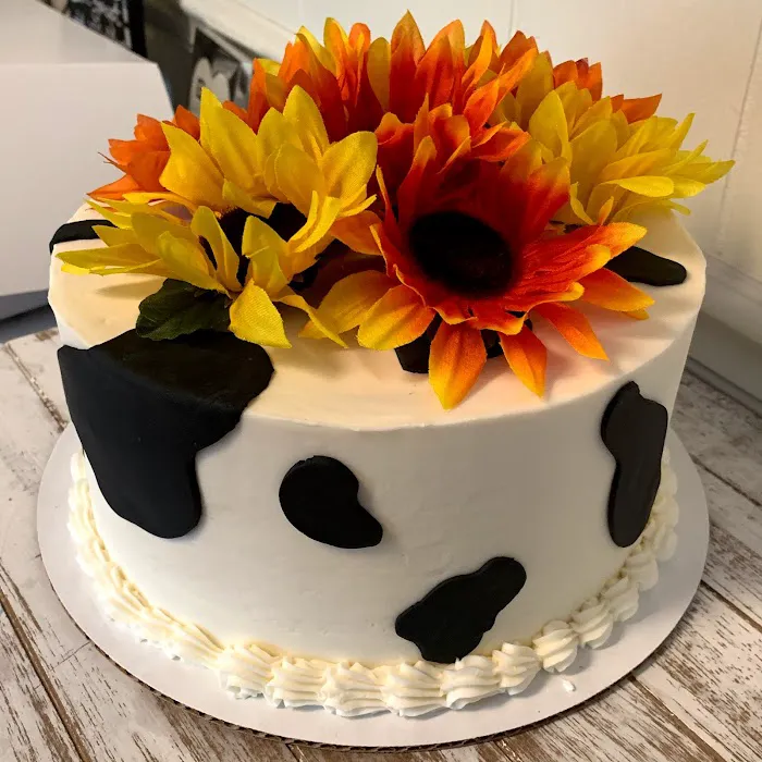 Ingrid's Cupcakes & Confections Picture 5