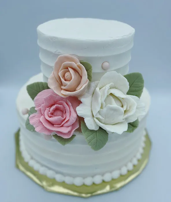 Tip Top Cake Shop Picture 3