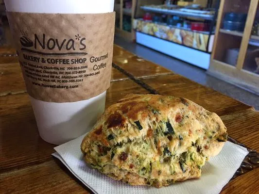 Nova's Bakery Picture 3
