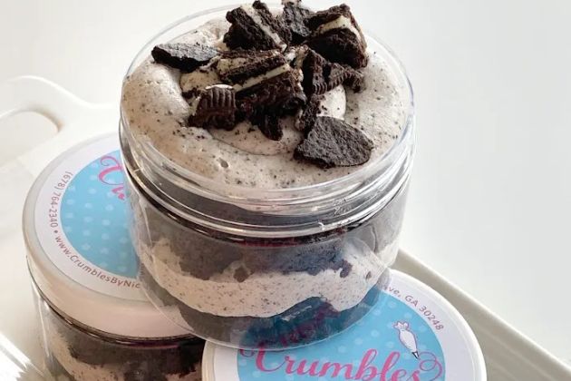 Crumbles by Nicole