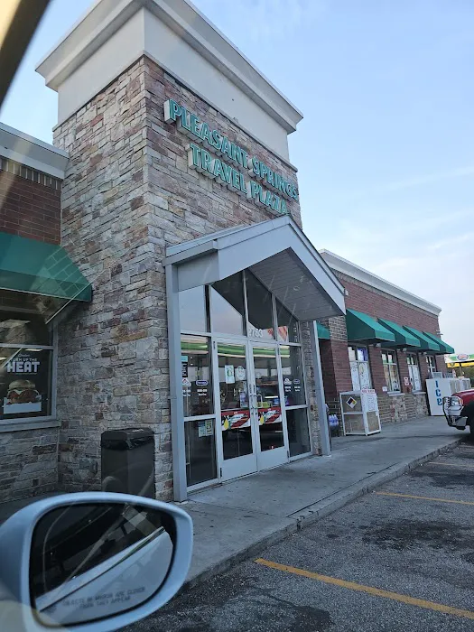 Cinnabon Picture 5