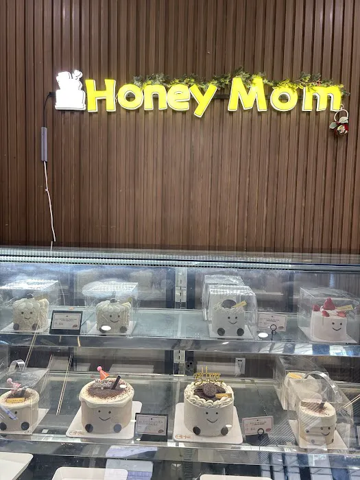 HoneyMom Picture 9