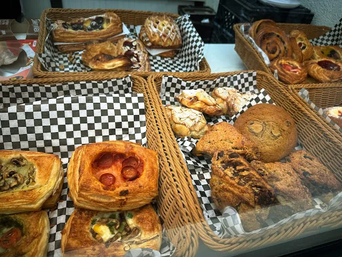 Cuneo Bakery Picture 7