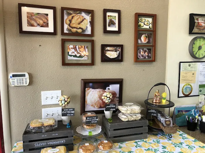 Auntie Em's Fine Foods & Pastries Picture 10