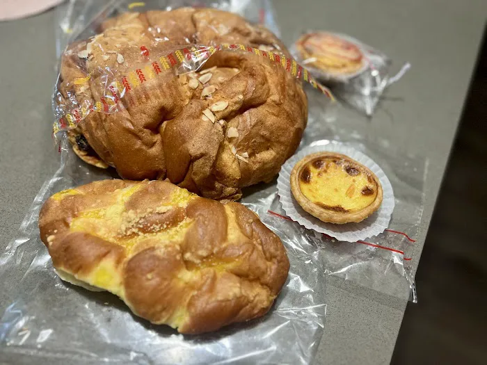 Suzanne's Cake & Pastry Picture 10