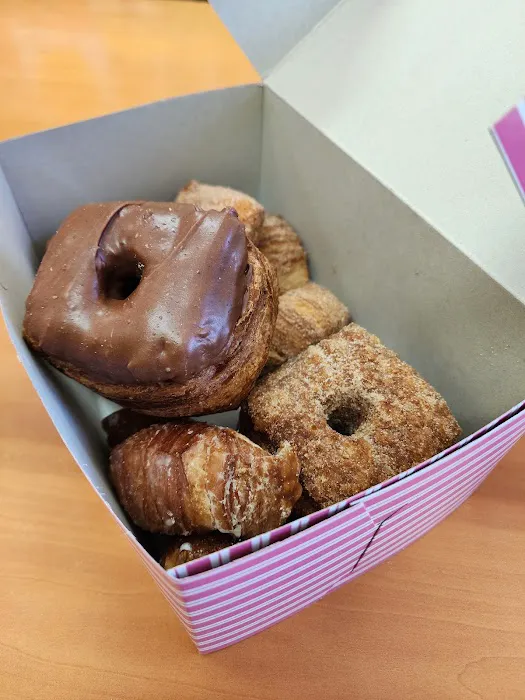 Happy Donuts Picture 8
