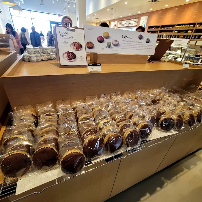 Basquia Bakery Picture 4