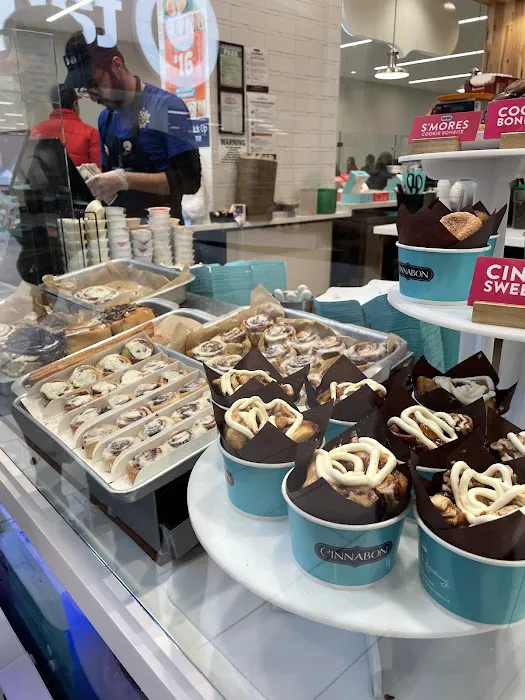Cinnabon Picture 2