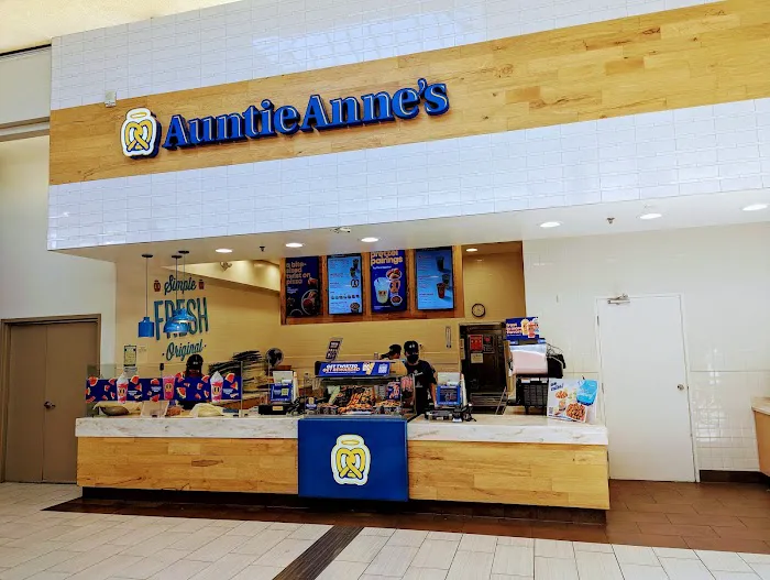 Auntie Anne's Picture 1
