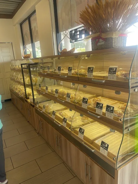 New Horizons Bakery Picture 4